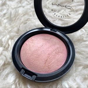 New MAC Porcelain Pink Mineralized Skin Finish